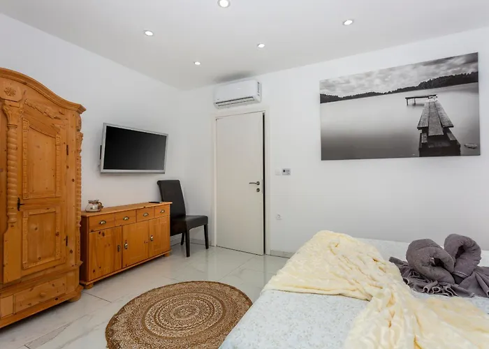 White Pearl Diamond Opatija, Luxury Villa, Meerblick, Beheizter Pool